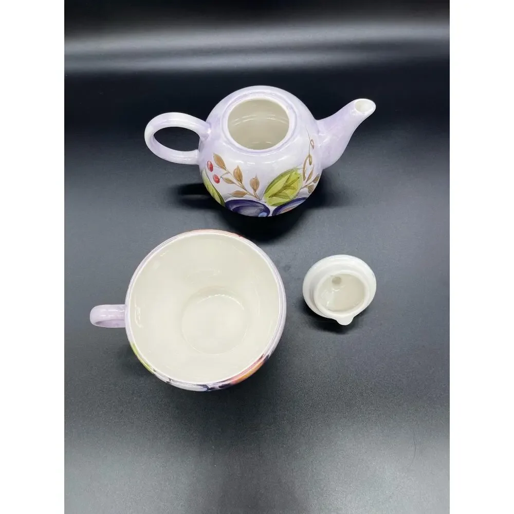 Gibson Elite Teapot with Cup with Fruit Design